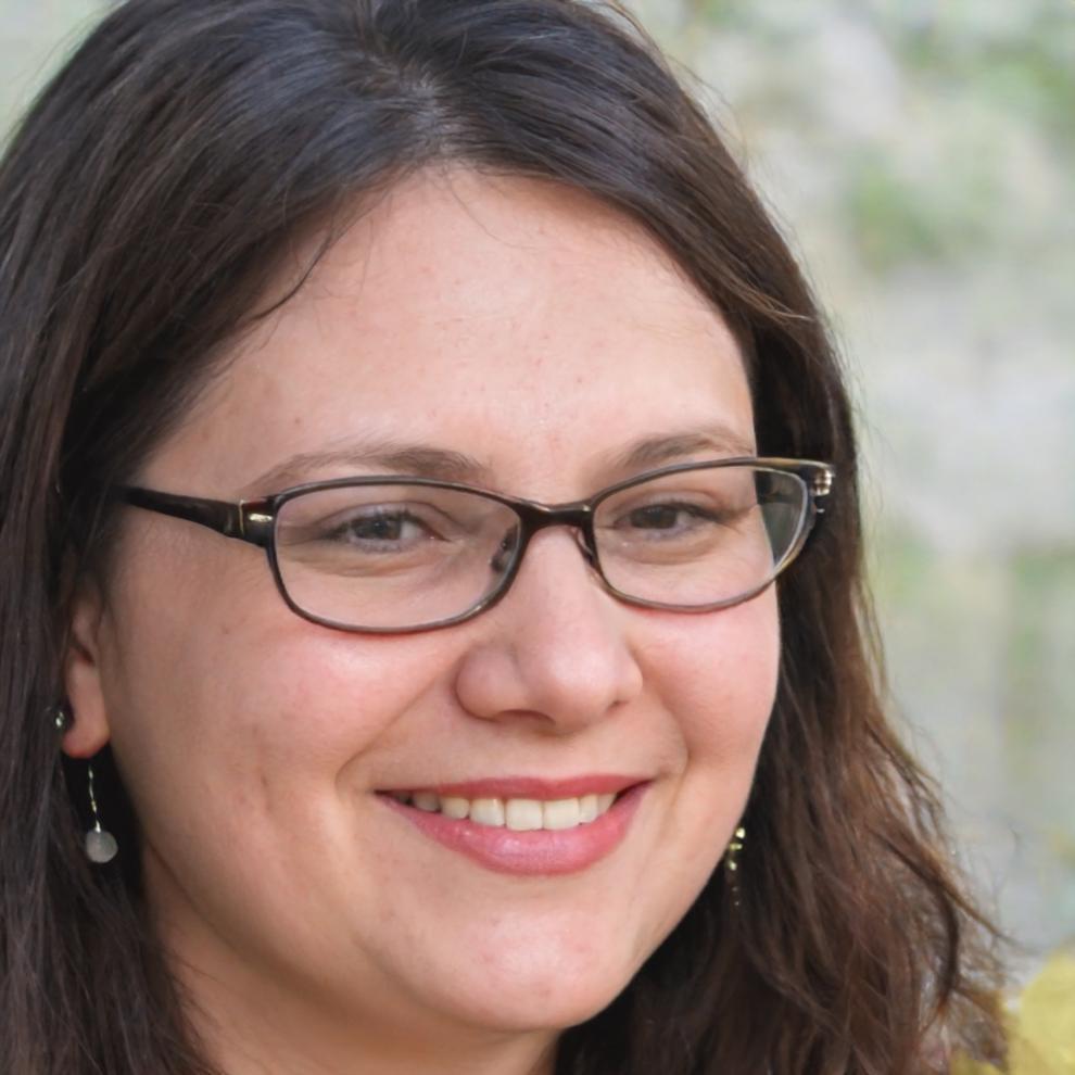 Instructora Elena Varga